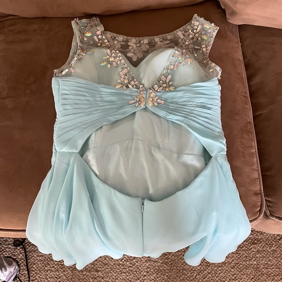 Sherri Hill Inspired Prom Dress - Picture 2 of 2